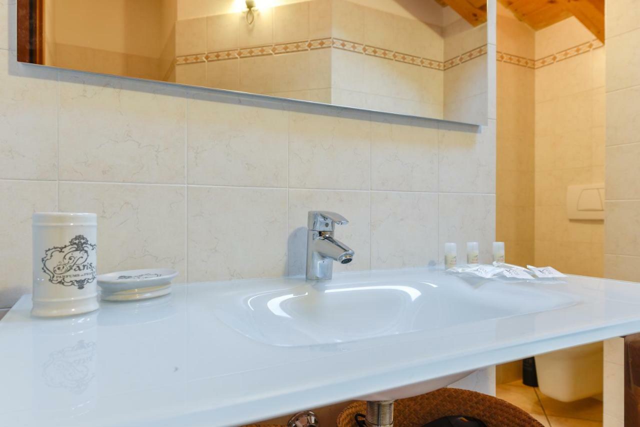 Villa Dei Venti - Comfort Holiday Bergamo Exteriör bild
